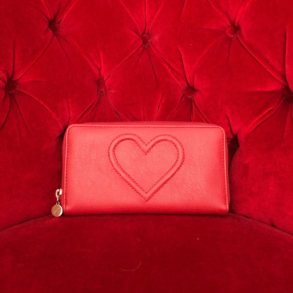 Lauren Conrad Heart Wallet